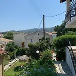 Pensiune Perris 4*