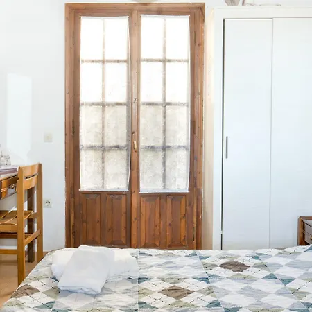 Perris Affittacamere