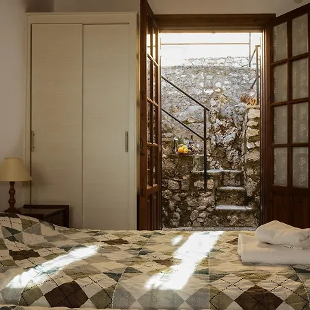 Perris Vendégház 4*