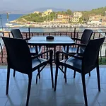 Perris بيت ضيافة