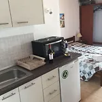 Perris Guest house Kassiopi